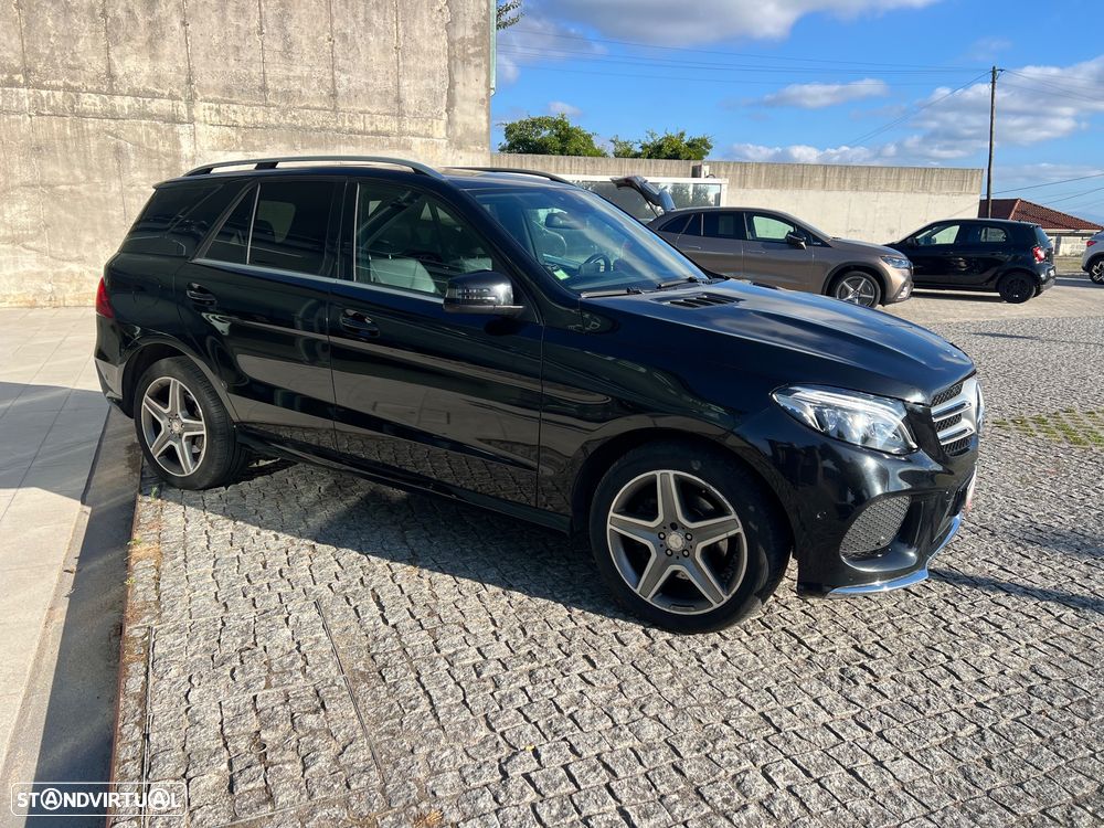 Mercedes-Benz GLE 250 d 9G-TRONIC AMG Line — fotografia 4