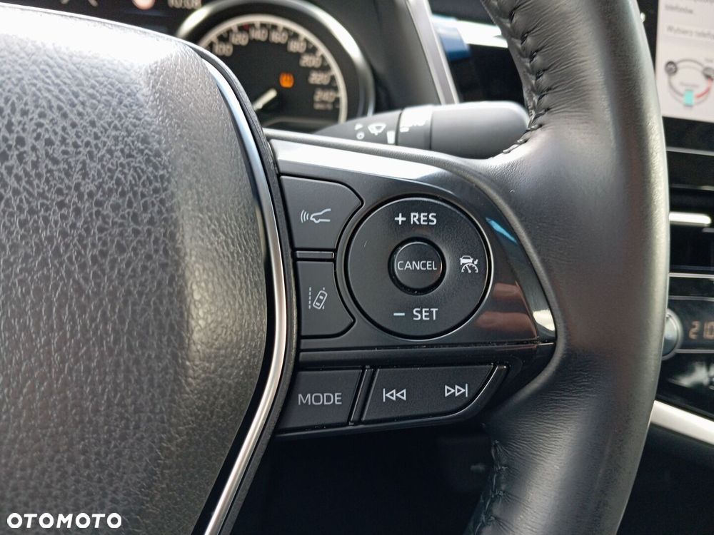 Toyota Camry 2.5 Hybrid Comfort CVT - 21