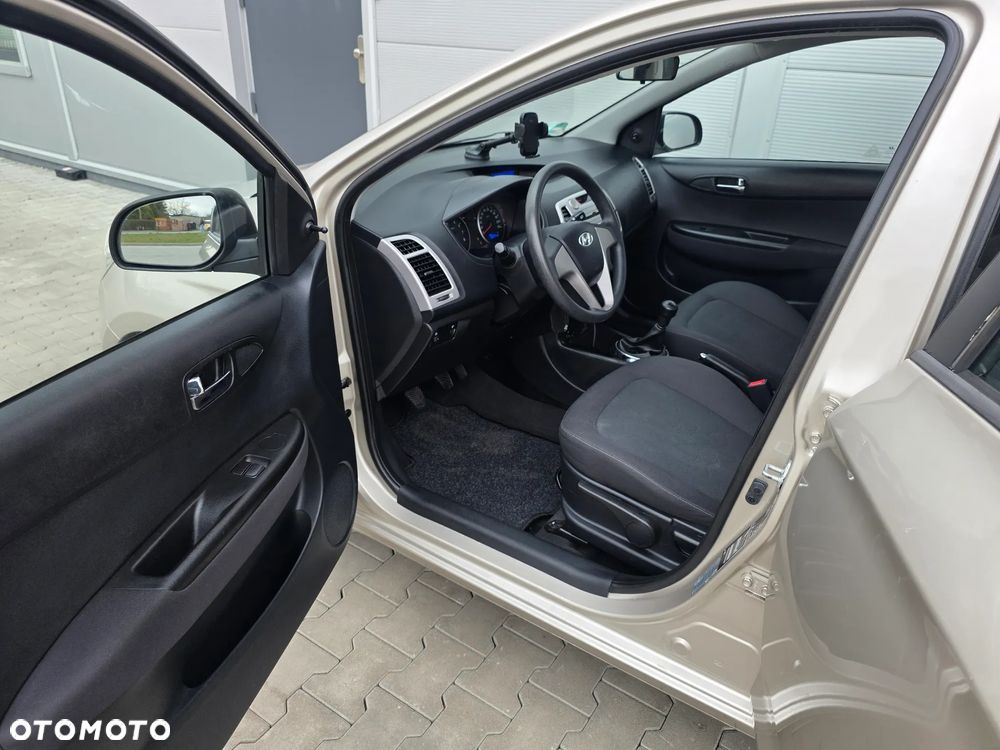 Hyundai i20 1.25 Comfort - 17