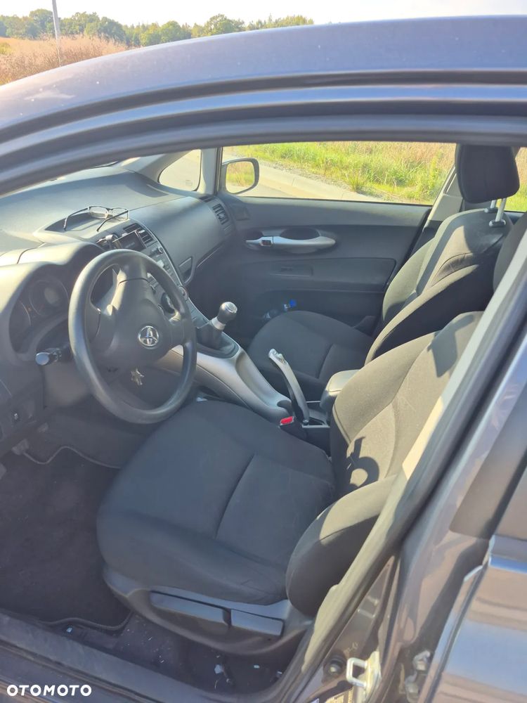 Toyota Auris 1.4 VVT-i Sol - 14