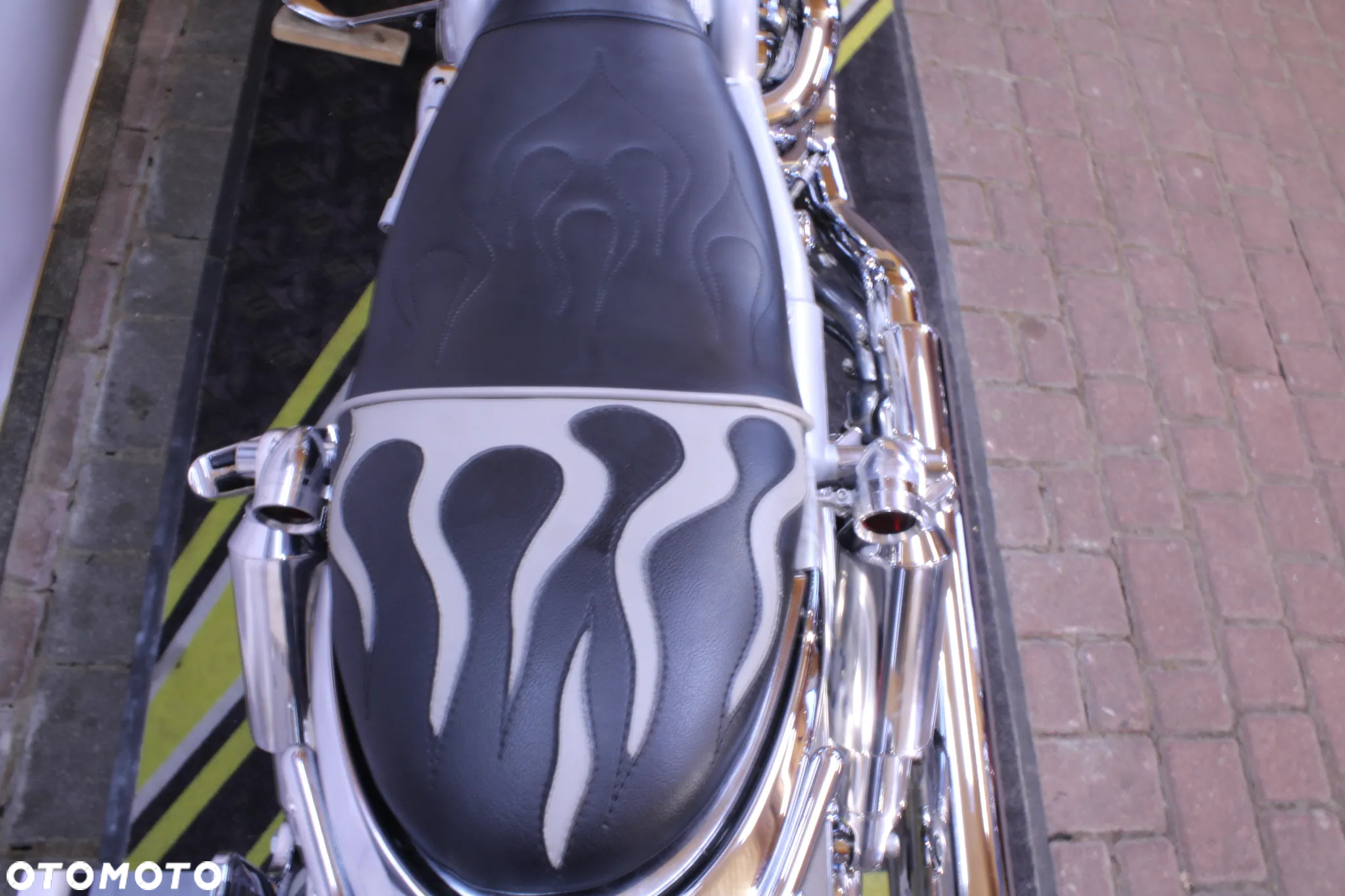 Harley-Davidson Inny - 16
