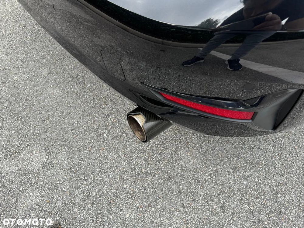 BMW Seria 3 330i Luxury Line sport - 21