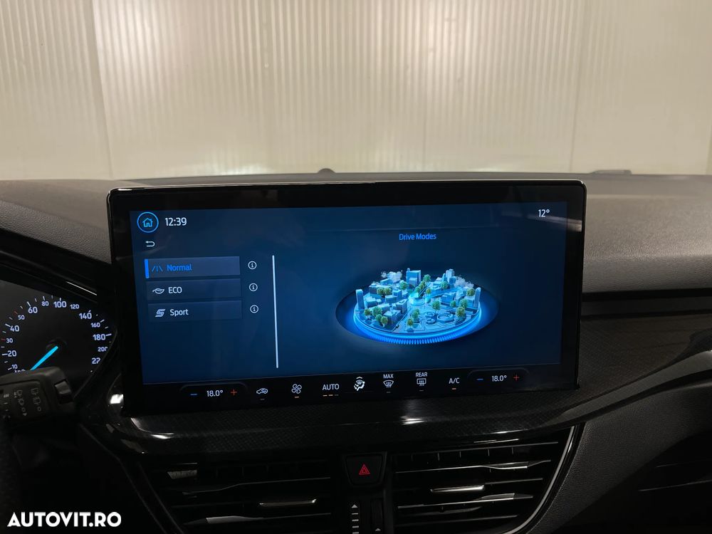 Ford Focus 1.0 EcoBoost Hybrid Aut. ST-LINE - 14