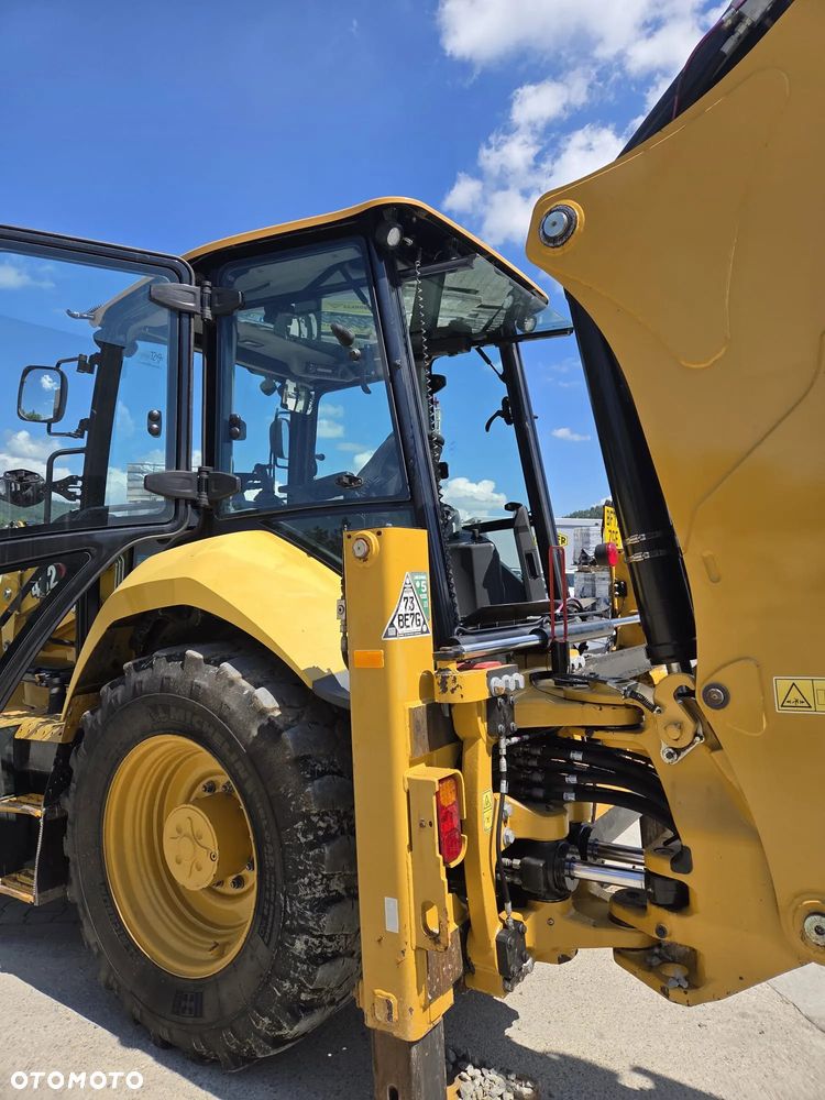 Caterpillar 432F - 34