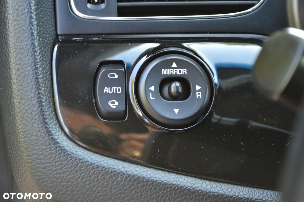 Kia Ceed 1.6 GDI DCT Platinum Edition - 11