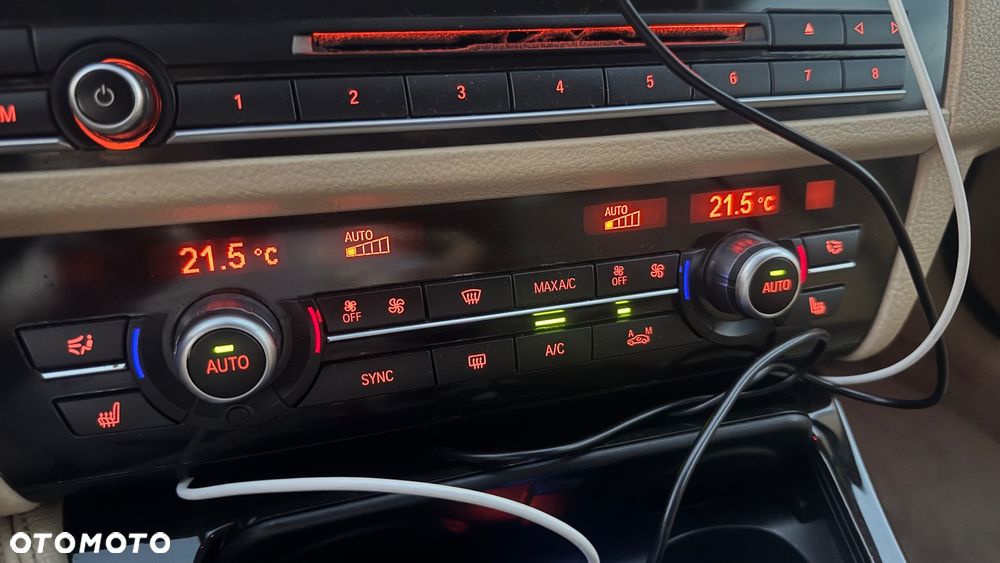 BMW Seria 5 528i xDrive Luxury Line - 21