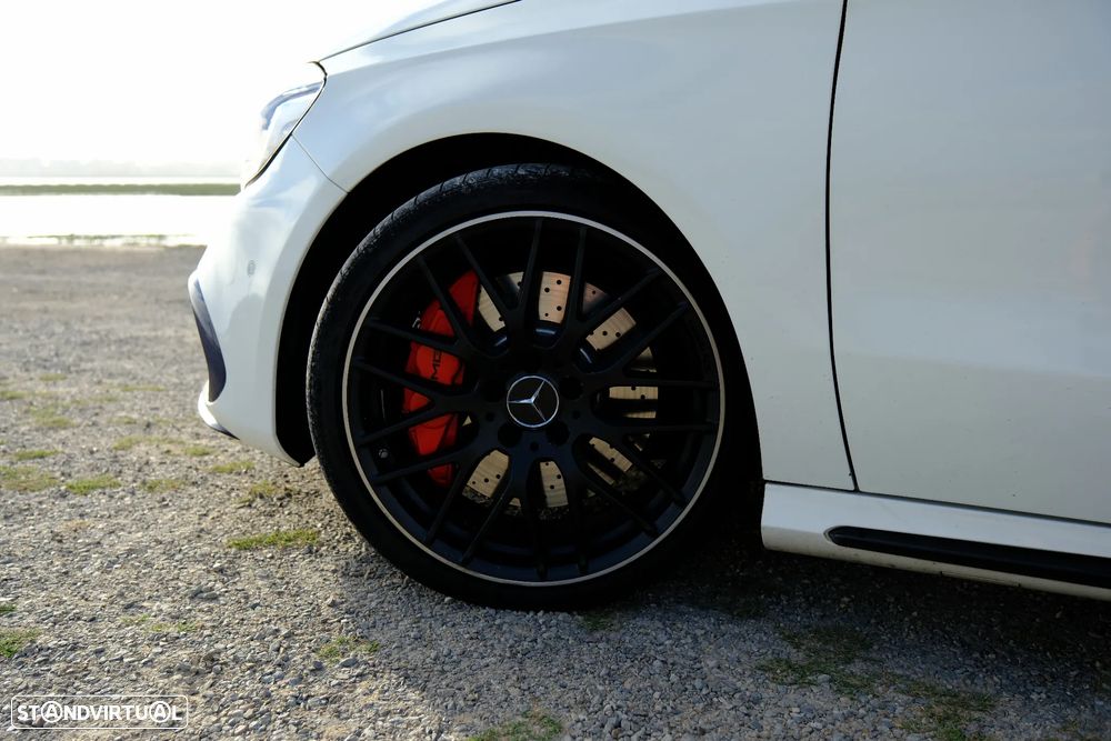 Mercedes-Benz A 45 AMG 4Matic Speedshift 7G-DCT - 6