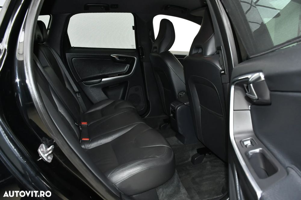 Volvo XC 60 D3 Geartronic Kinetic - 14