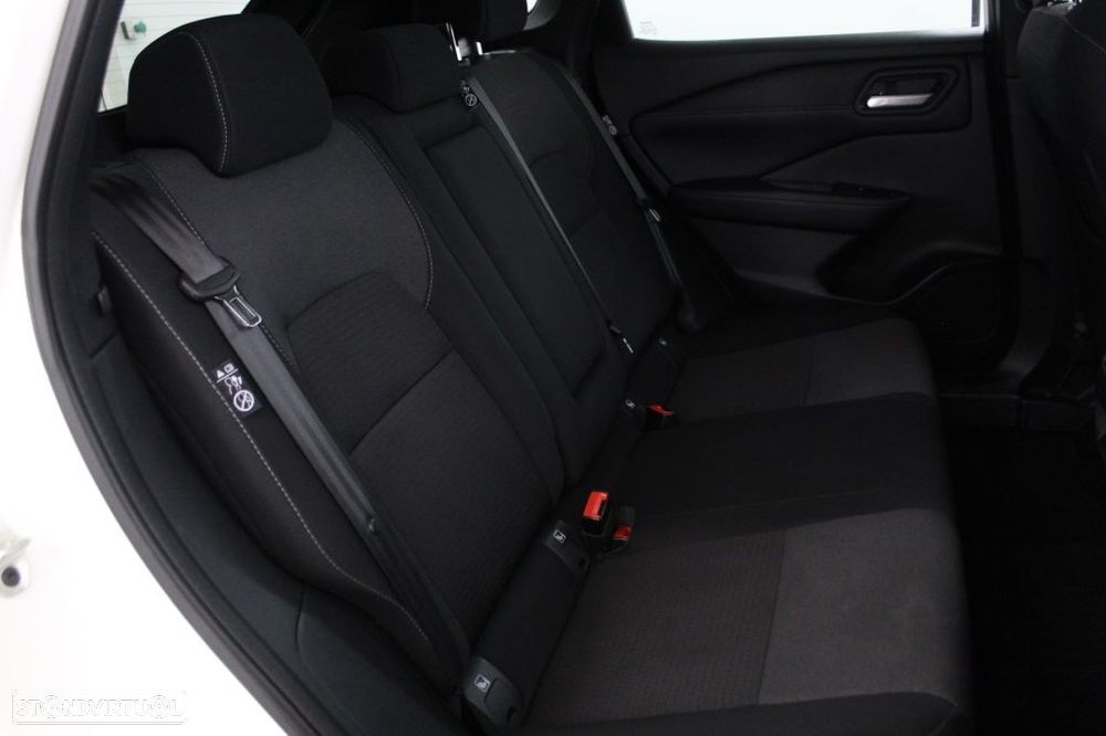 Nissan Qashqai 1.3 DIG-T N-Connecta LED Xtronic - 15