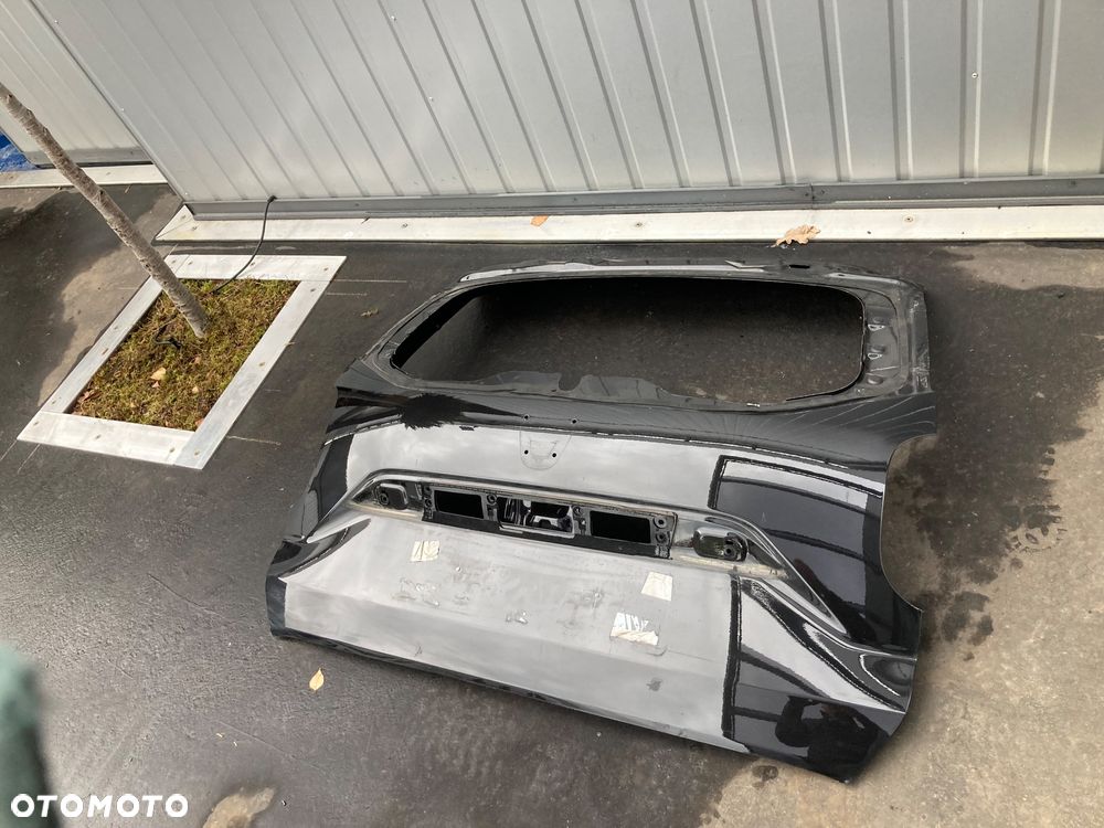 DACIA DUSTER II 2 LIFT 23r KLAPA TYLNA tylnia tył POKRYWA BAGAŻNIKA czarna nv676  Wwa - 10