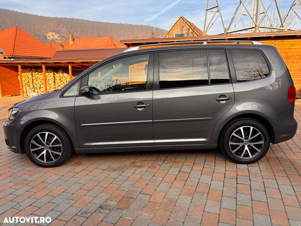 Volkswagen Touran 2.0 TDI DPF Highline - 10