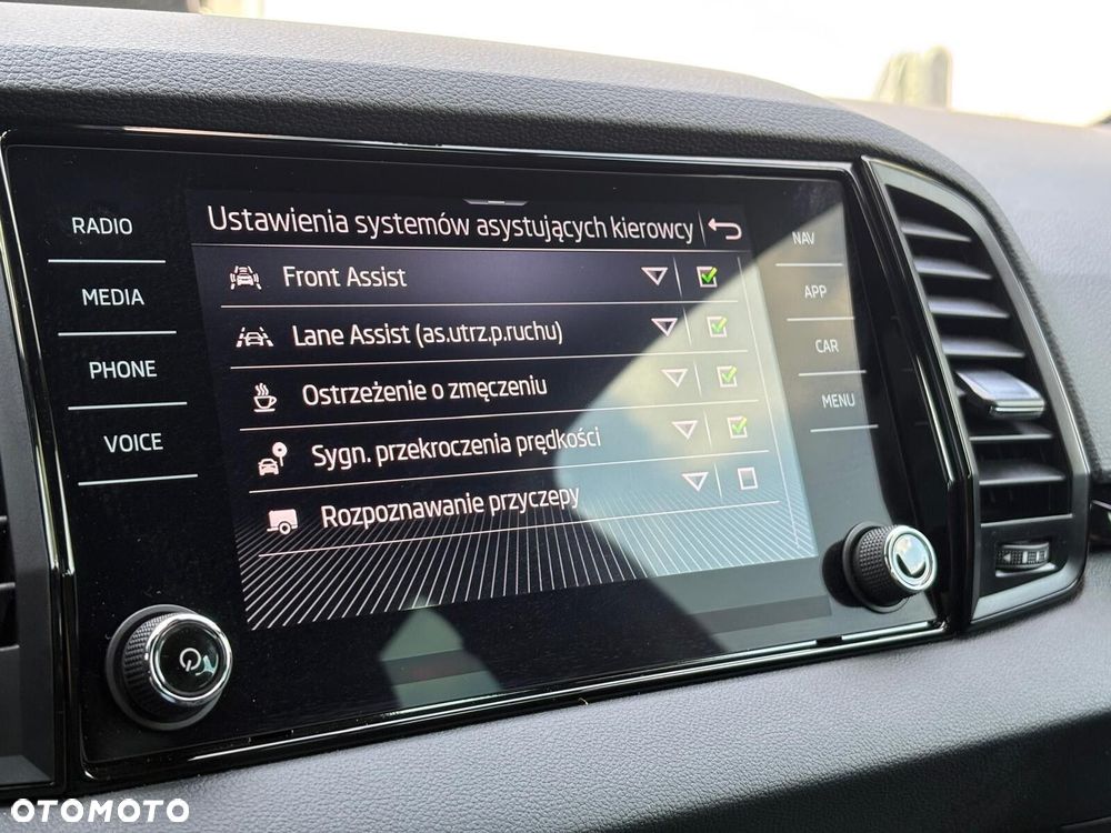 Skoda Karoq 1.5 TSI ACT Sportline DSG - 19