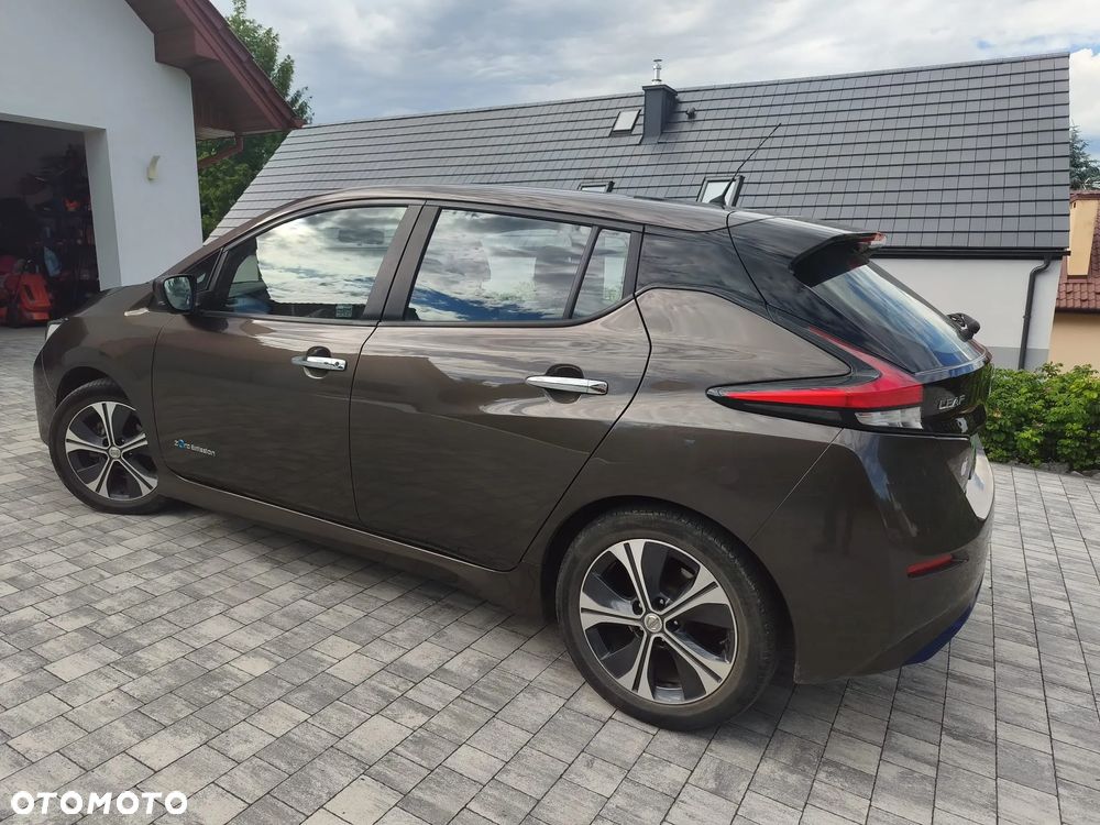 Nissan Leaf - 3