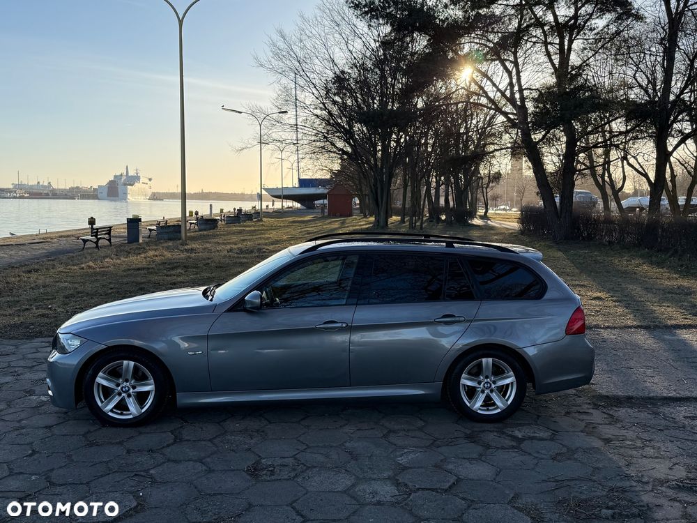 BMW Seria 3 320d - 4