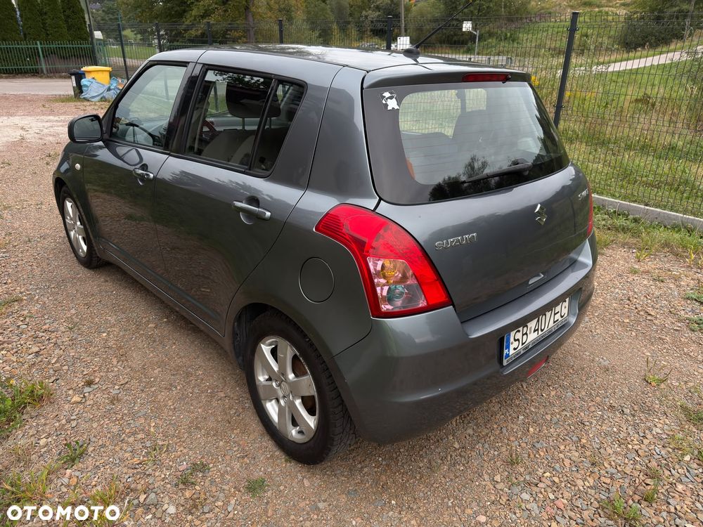 Suzuki Swift - 5