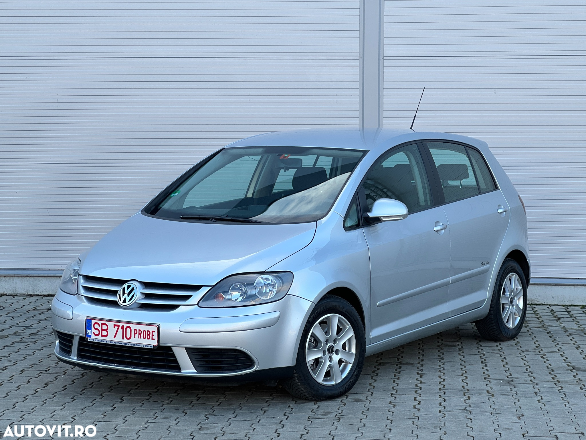 Volkswagen Golf Plus 1.9 TDI Comfortline DSG - 4