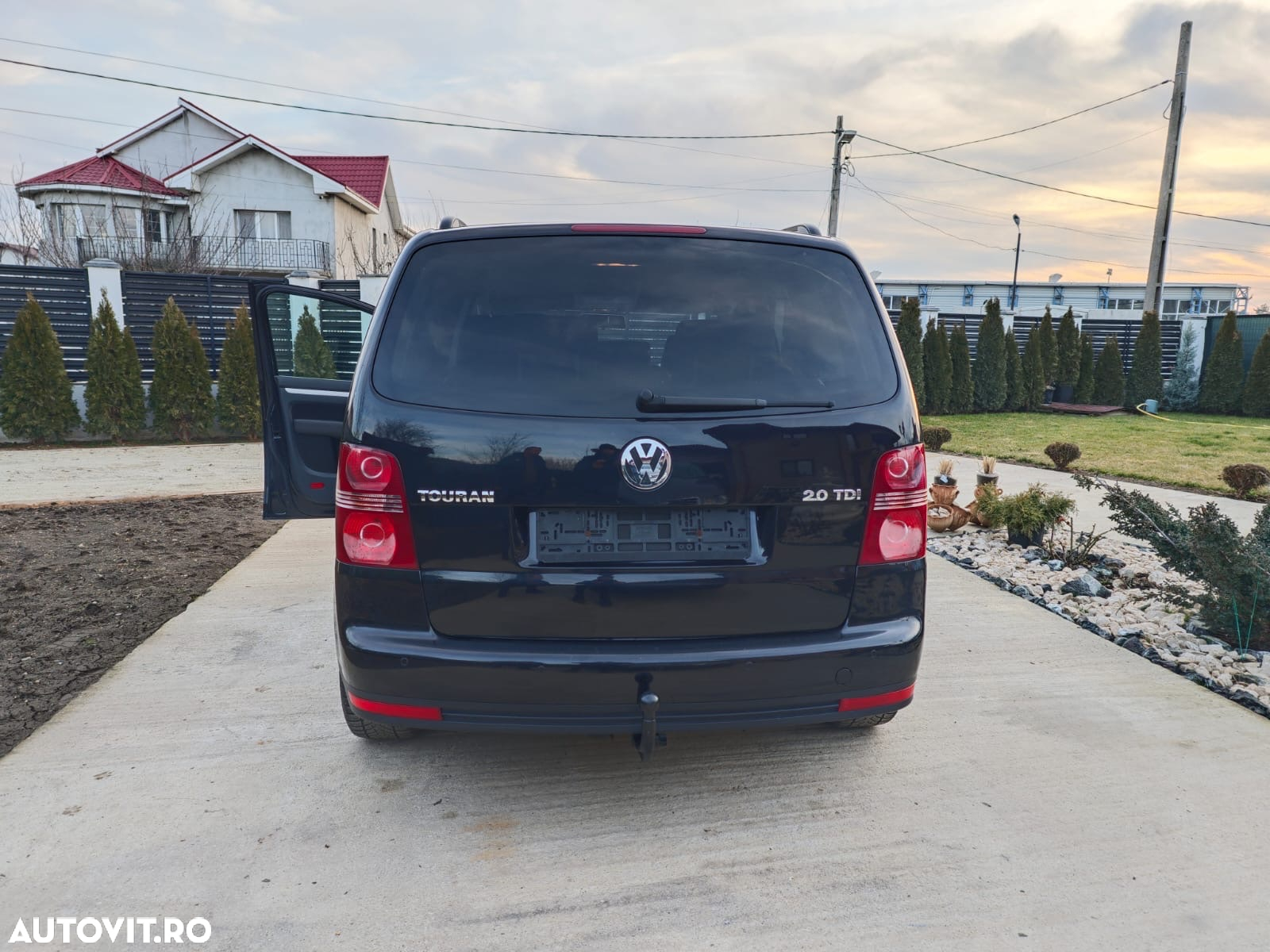Volkswagen Touran 2.0 TDI DSG Comfortline - 7