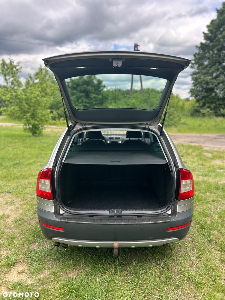 Skoda Octavia 1.8 TSI 4x4 Scout - 23