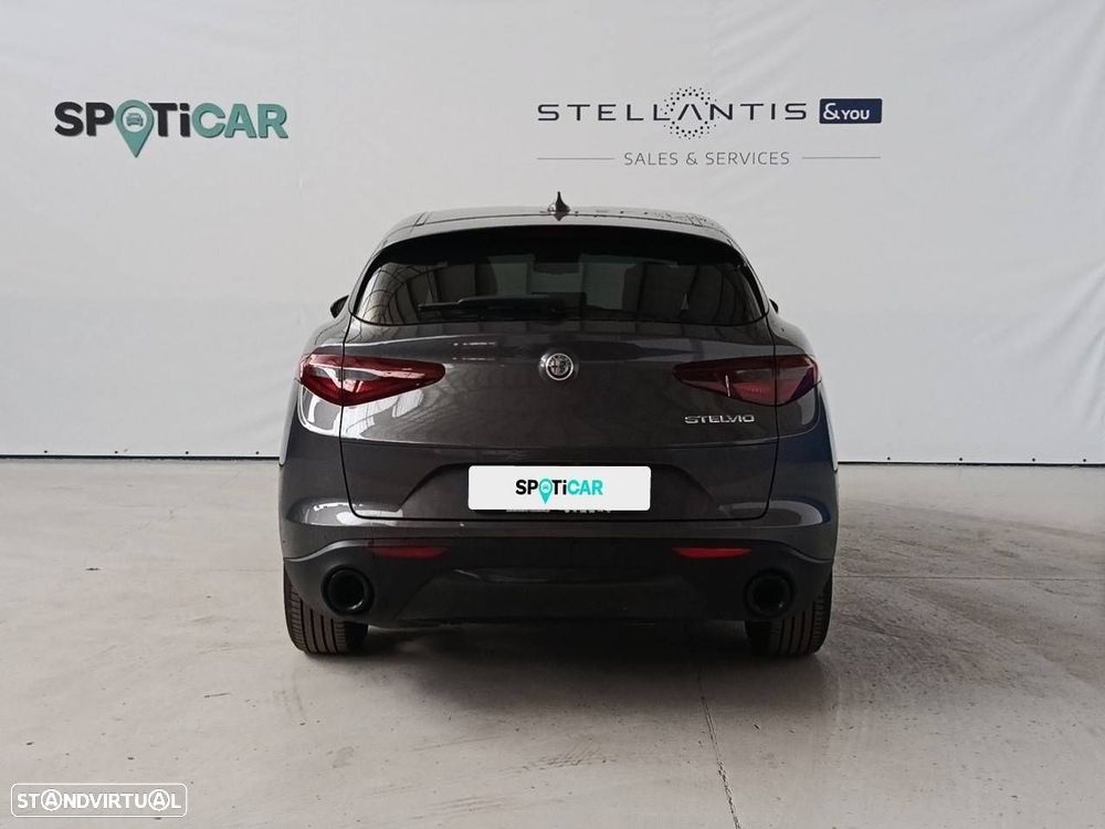 Alfa Romeo Stelvio 2.2 D Sprint AT8 - 7