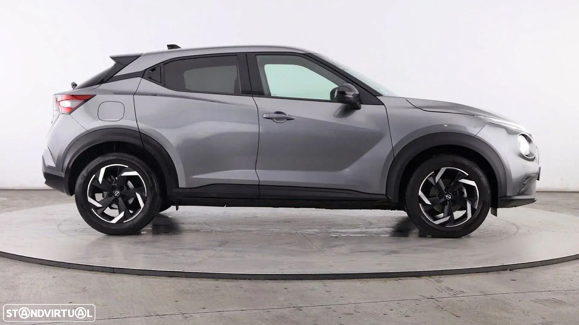 Nissan Juke 1.0 DIG-T N-Connecta NAV. DCT - 9
