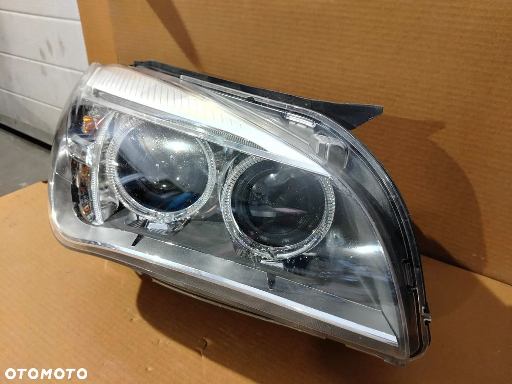 Lampa prawy przód BMW X1 Europa - 3