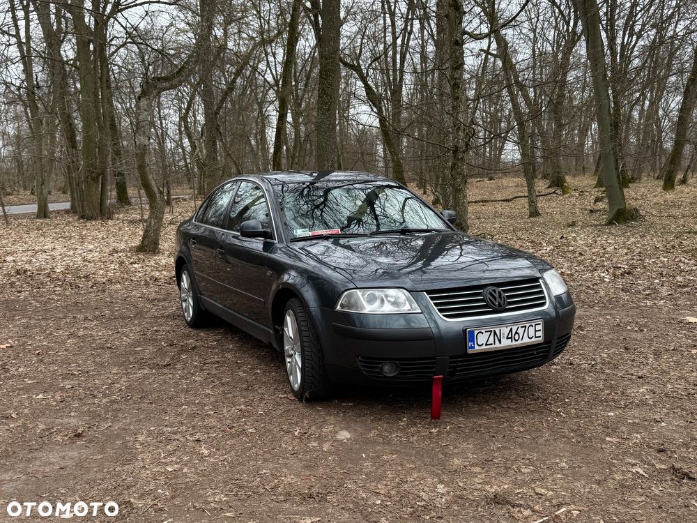 Volkswagen Passat 1.9 TDI Comfortline - 1