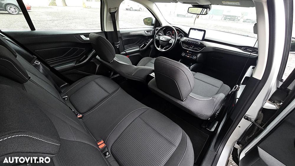 Ford Focus 1.0 EcoBoost Titanium - 8