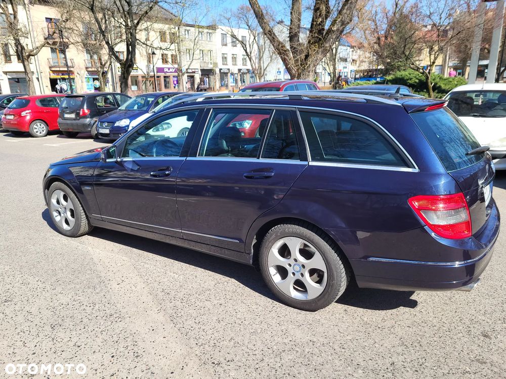 Mercedes-Benz Klasa C 220 CDI BlueEff 4-Matic Classic - 4