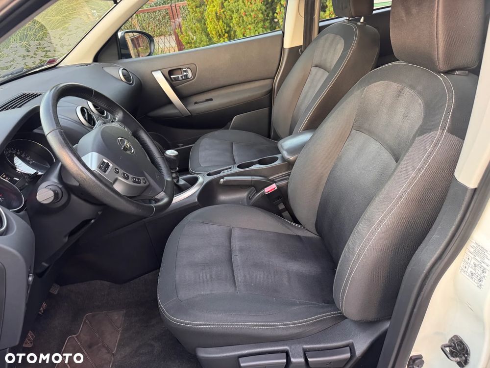 Nissan Qashqai - 13