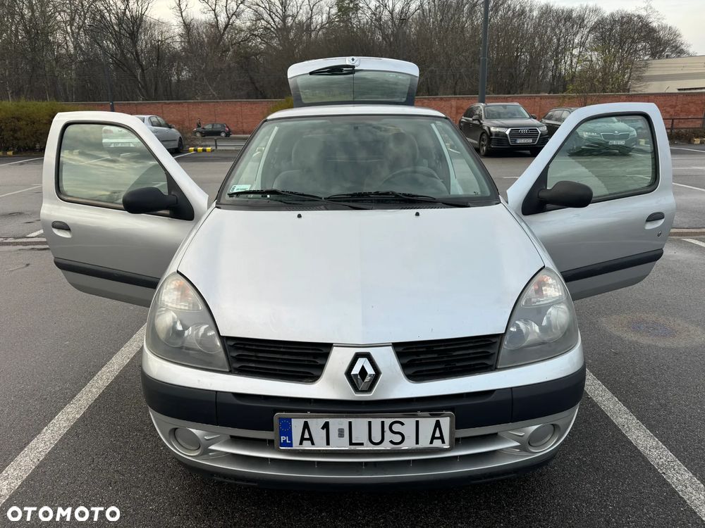 Renault Clio - 1