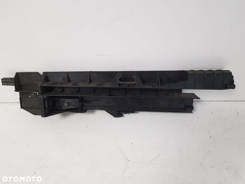 BMW X5 E70 X6 E71 PANEL BOCZNY CHŁODNICY 7799762