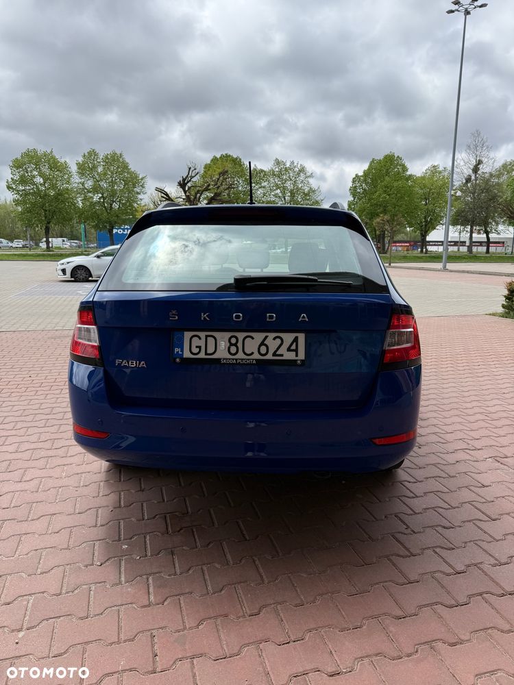 Skoda Fabia 1.0 Ambition - 4
