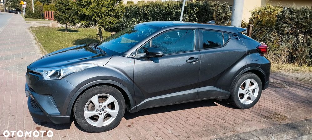 Toyota C-HR Business-Edition - 8