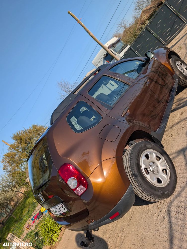 Dacia Duster 1.6 16V 105 4x2 Laureate - 2