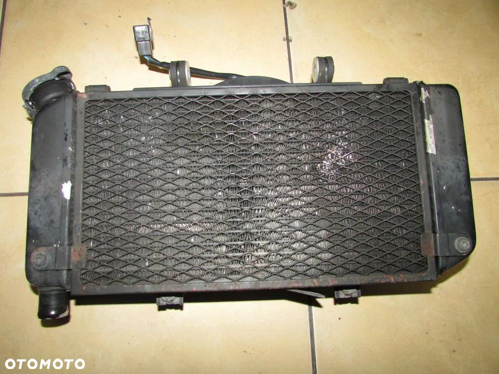 Yamaha TDM 900 chłodnica wody