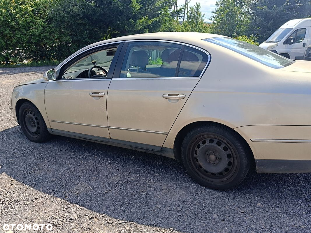 VW PASSAT B6 GOLF SKODA 2,0TDI WTRYSKIWACZ 0445116030 - 5