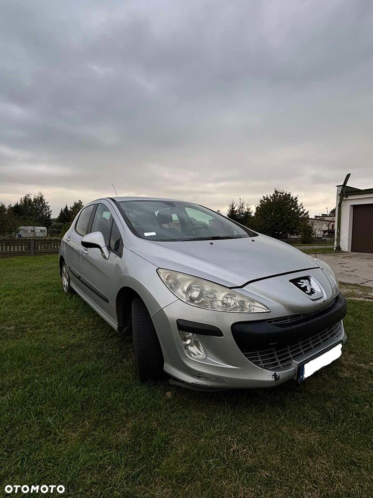 Peugeot 308 - 1