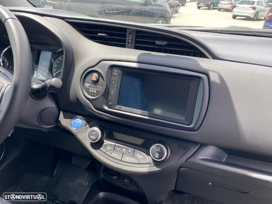 Toyota Yaris 1.5 HSD Active - 7