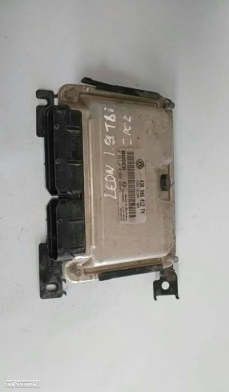 Centralina motor / ECU SEAT Leon (1M1) - 1