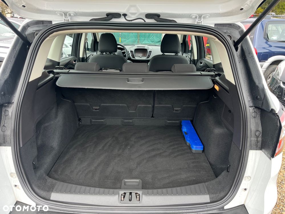 Ford Kuga 1.5 EcoBoost 2x4 Business Edition - 10