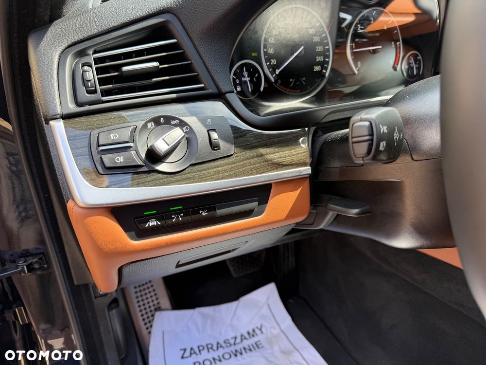 BMW Seria 5 520d xDrive M Sport Edition - 23