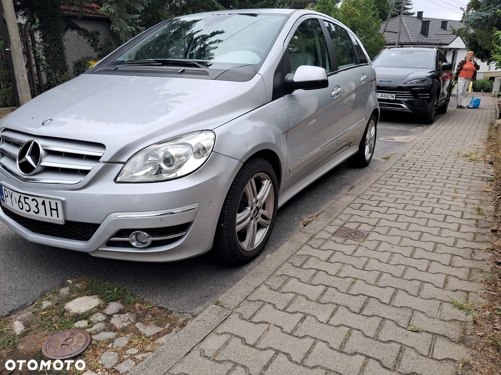 Mercedes-Benz Klasa B 180 CDI Autotronic - 2