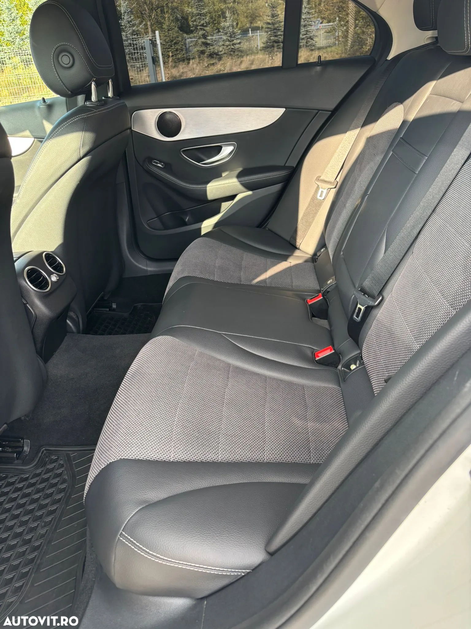 Mercedes-Benz C 200 4Matic 9G-TRONIC Avantgarde - 18
