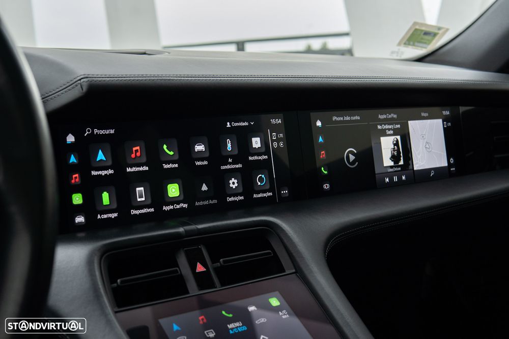 Porsche Taycan 4S - 28