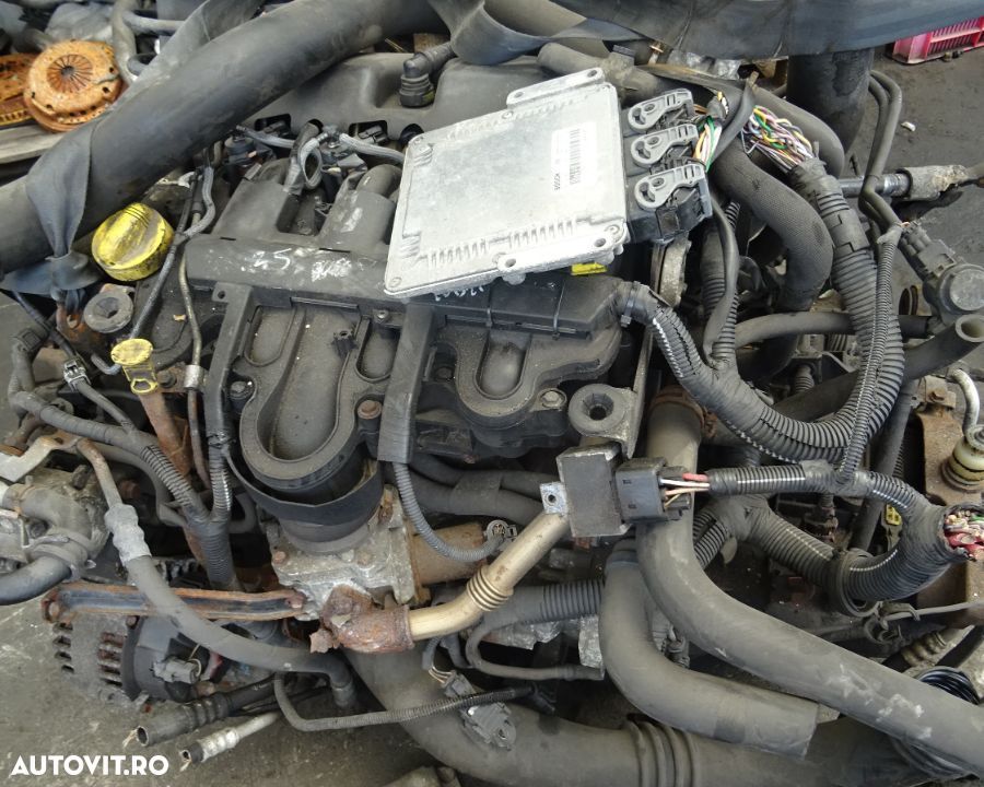 Motor Renault Trafic 2.5 DCI din 2006 fara anexe - 1