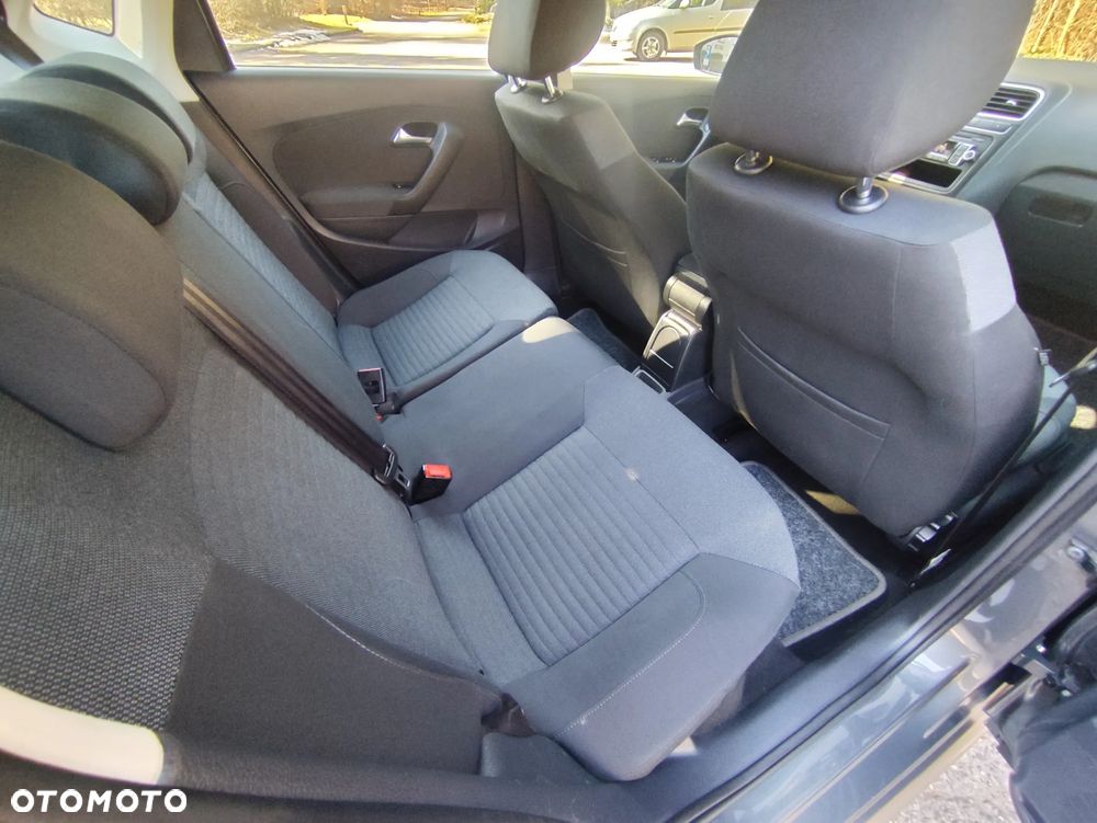 Volkswagen Polo 1.2 Comfortline - 26