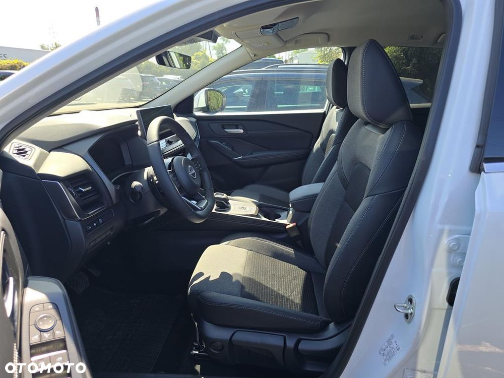 Nissan Qashqai 1.3 DIG-T mHEV N-Connecta Xtronic - 8
