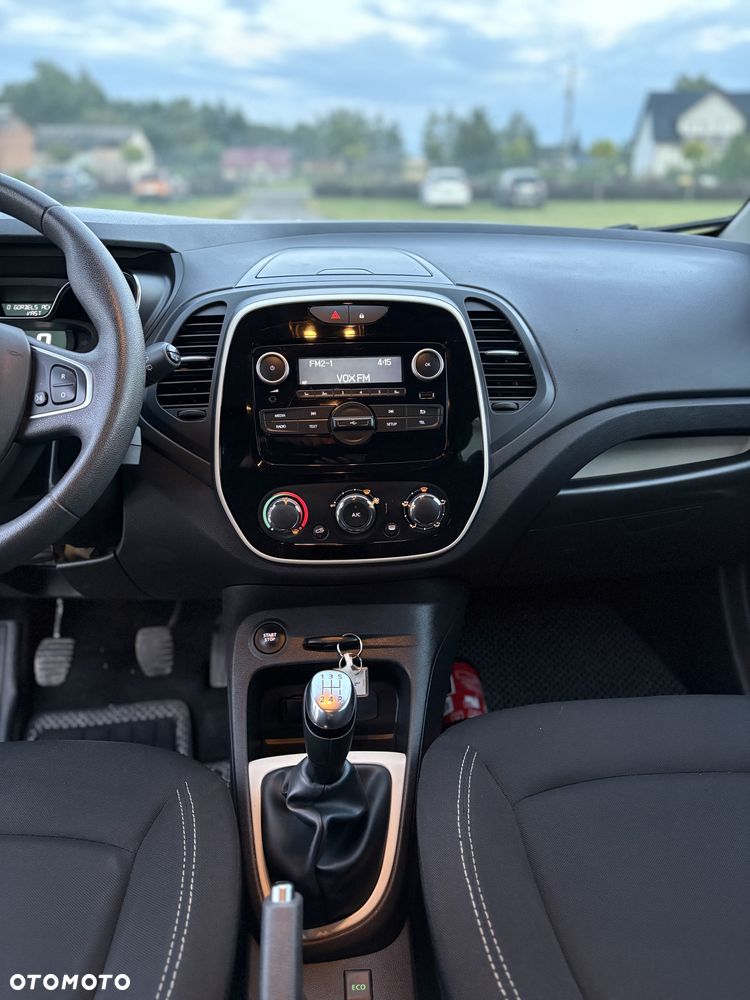 Renault Captur - 16