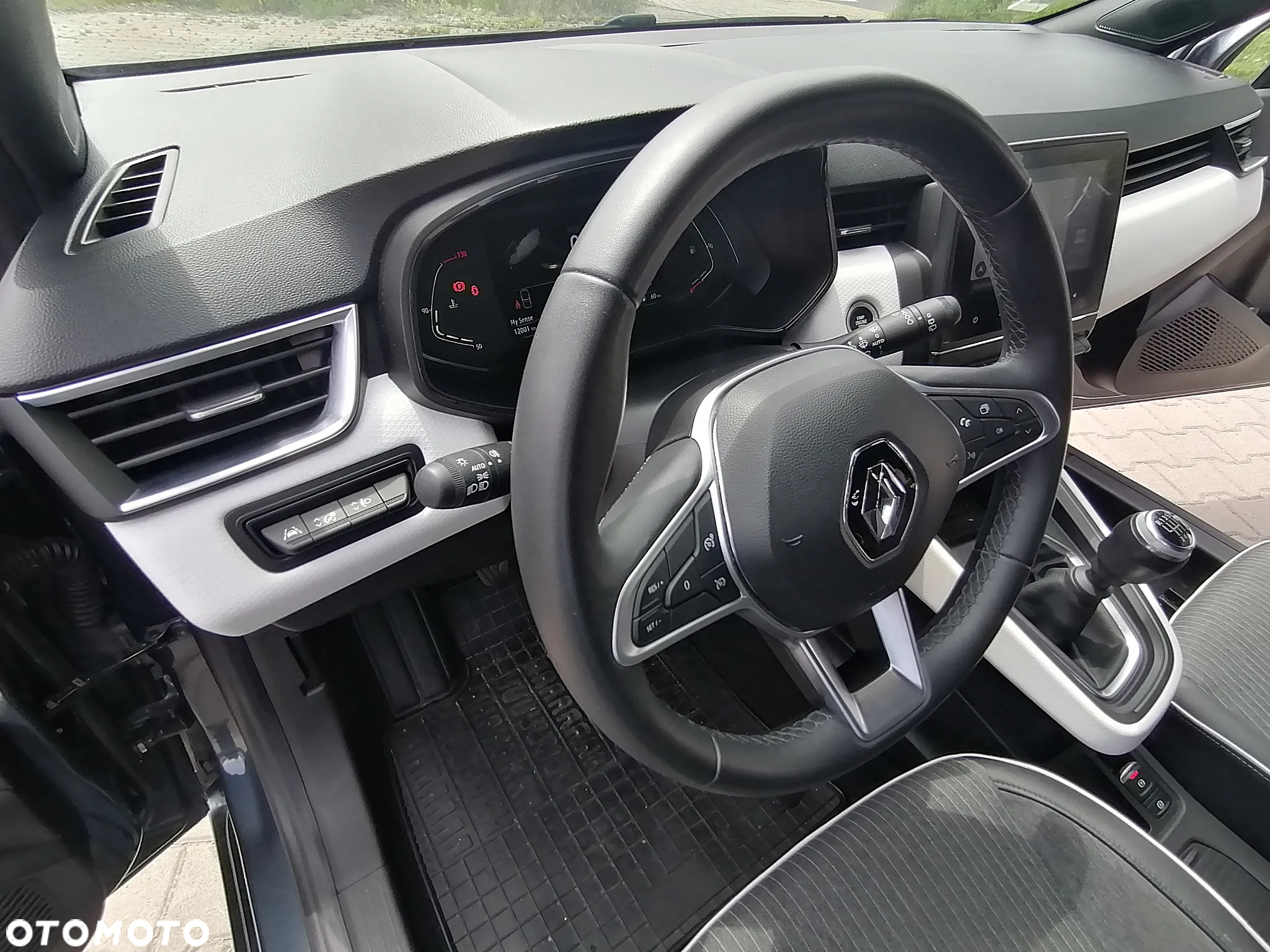 Renault Clio TCe 90 TECHNO - 22