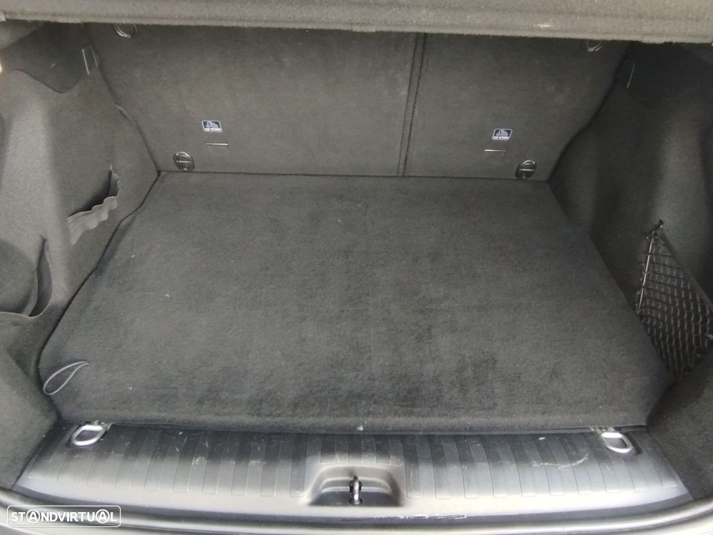 Peugeot 2008 1.2 PureTech Style - 26